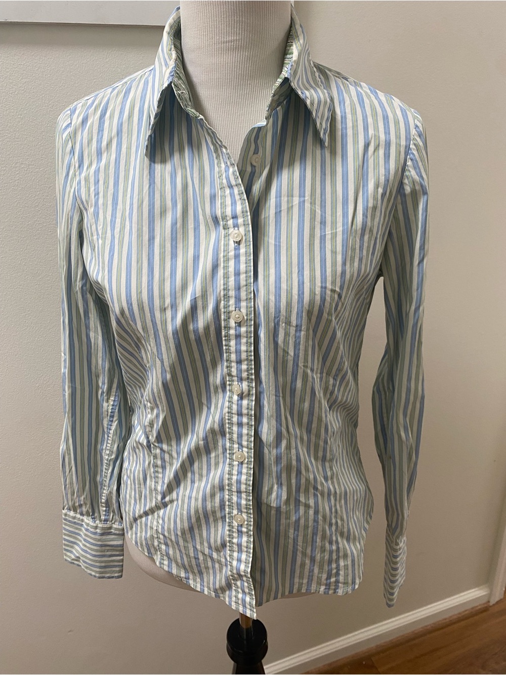 Tailorbyrd Vertical Stripe Dress Shirt in Blue & White
